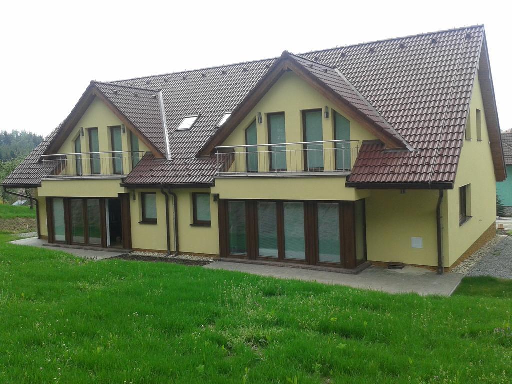 Dvojdum Ostrov U Macochy Apartment Bagian luar foto