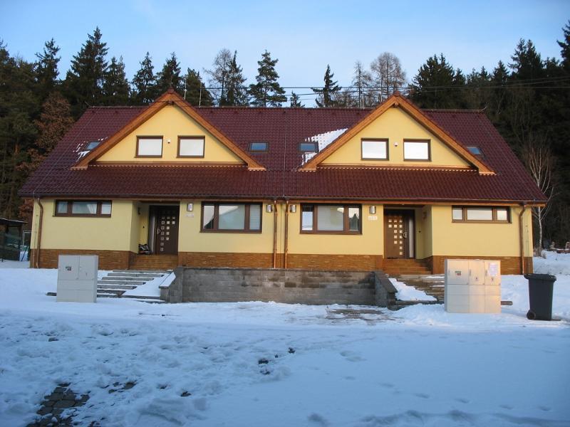Dvojdum Ostrov U Macochy Apartment Bagian luar foto